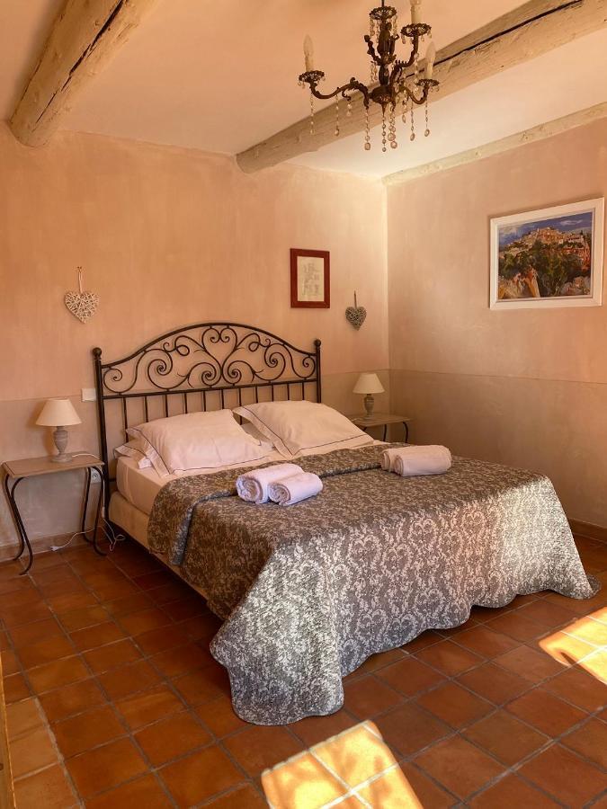 Le Mas De La Marteliere Bed and Breakfast Le Thor Εξωτερικό φωτογραφία